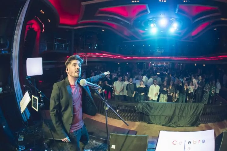 contratacion-de-artistas